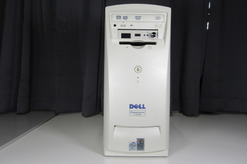 The front of my new, to me, Dell